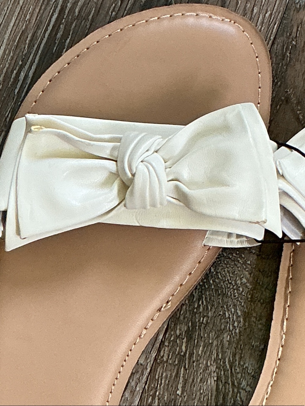 Time and Tru Cream Bow Slide Sandals with Tan Footbed - Picture 2 of 4